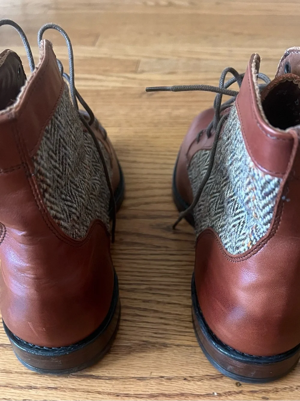 Like New Allen Edmonds Shaker Heights Leather & Tweed Boots Mens 9.5